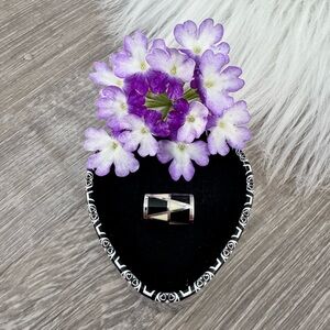 🖤🤍 BRIGHTON Zig Zag bead Black & White Enamel Triangle Design